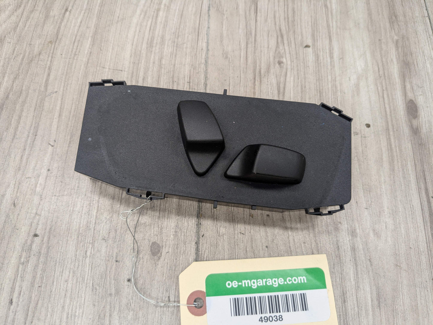 OEM BMW E82 E88 E89 E92 328 335 Front Right Passenger Seat Control Adjust Switch