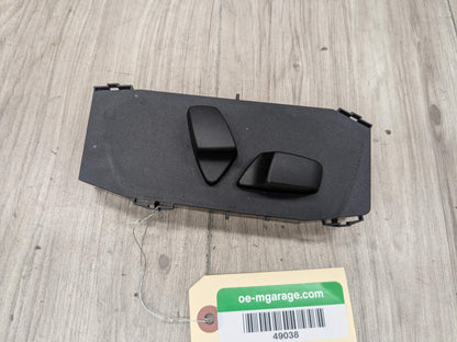 OEM BMW E82 E88 E89 E92 328 335 Front Right Passenger Seat Control Adjust Switch