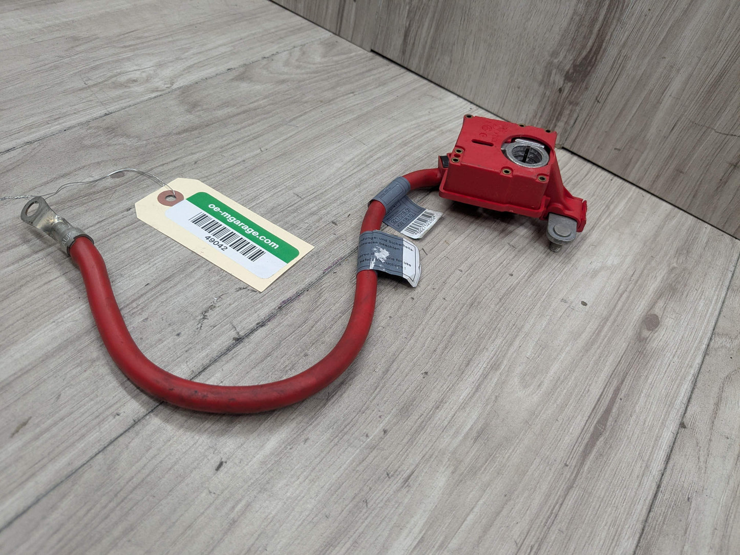 OEM BMW E82 E88 E90 E92 328 335 M3 Battery Plus Pole Terminal Positive Red Cable
