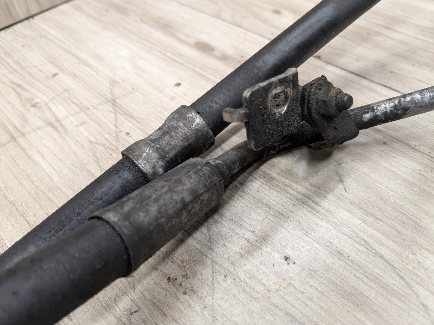 BMW E82 E88 E90 E92 E93 135i 335i RWD N54 N55 Power Steering Rack Pressure Hose