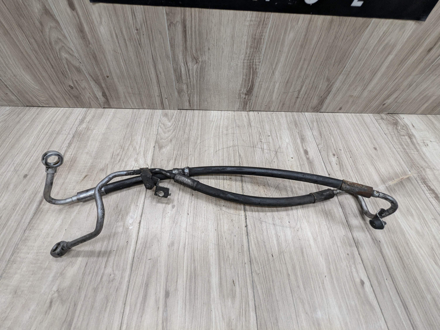 BMW E82 E88 E90 E92 E93 135i 335i RWD N54 N55 Power Steering Rack Pressure Hose