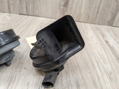 08-13 OEM BMW E82 E88 128i 135i Left Right Horn Signal Low Tone Pitch PAIR