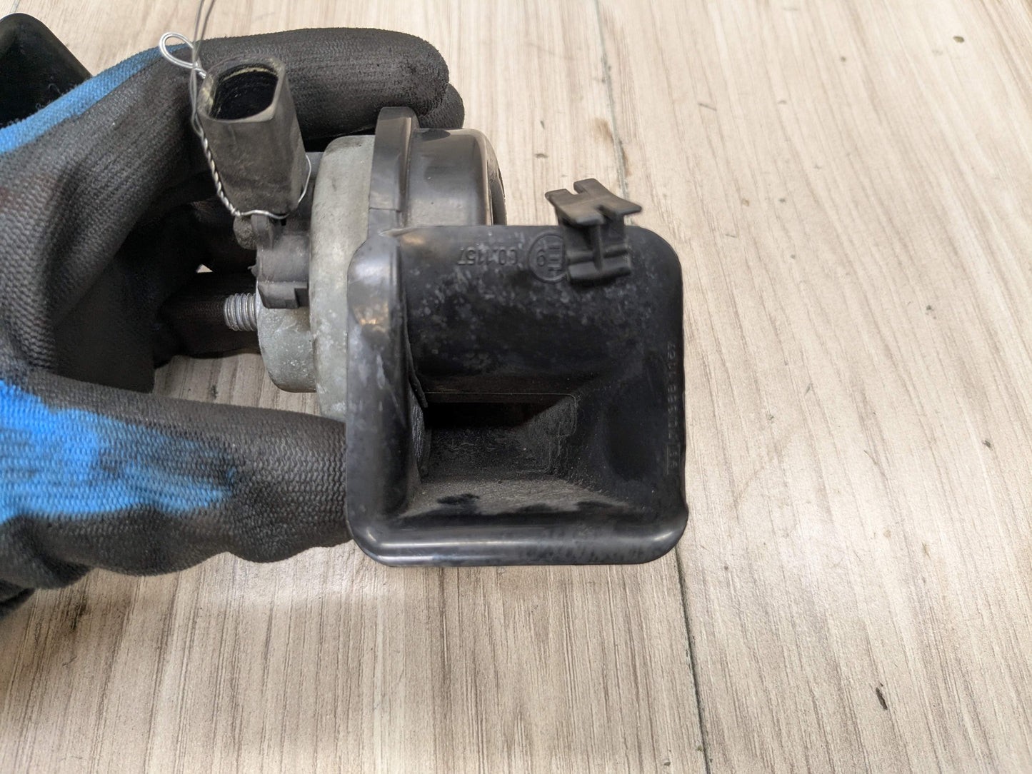 08-13 OEM BMW E82 E88 128i 135i Left Right Horn Signal Low Tone Pitch PAIR