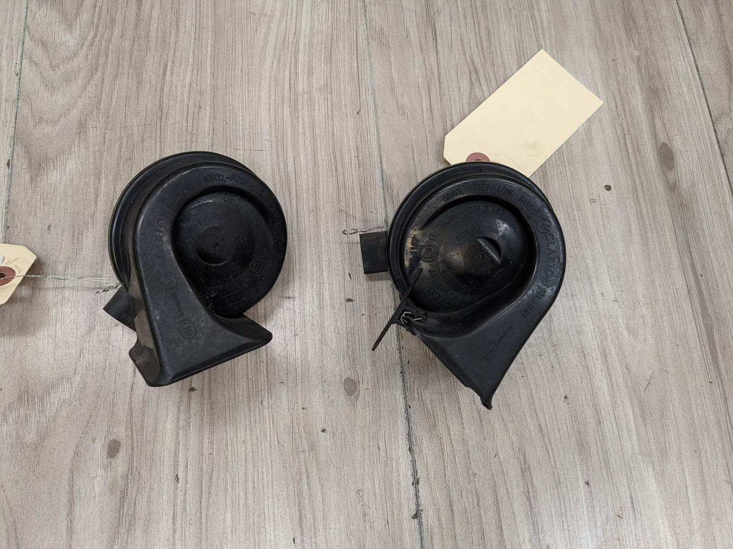 08-13 OEM BMW E82 E88 128i 135i Left Right Horn Signal Low Tone Pitch PAIR