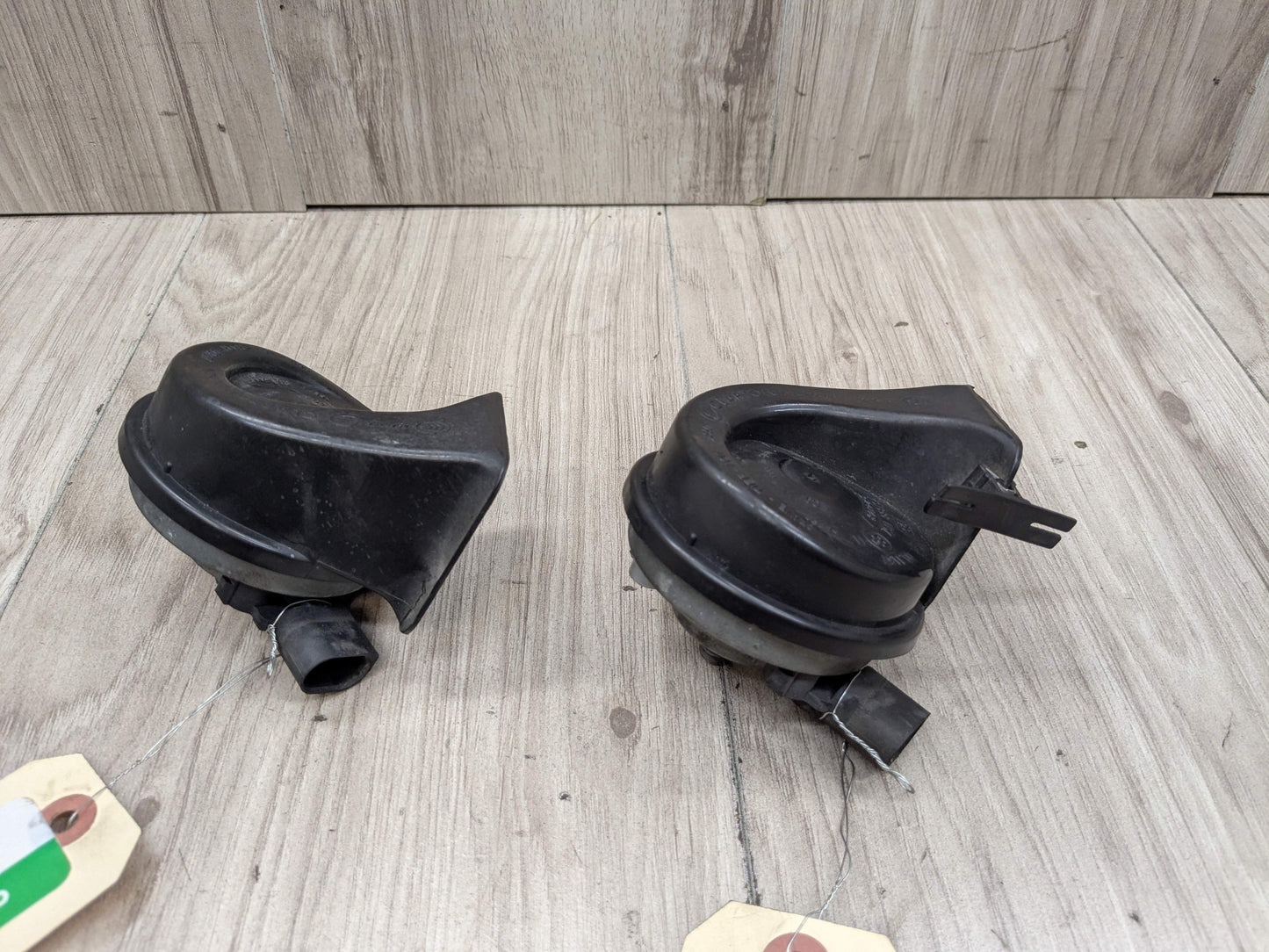 08-13 OEM BMW E82 E88 128i 135i Left Right Horn Signal Low Tone Pitch PAIR