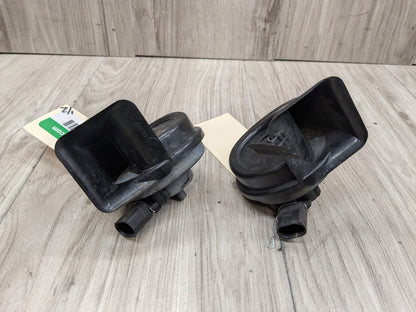 08-13 OEM BMW E82 E88 128i 135i Left Right Horn Signal Low Tone Pitch PAIR