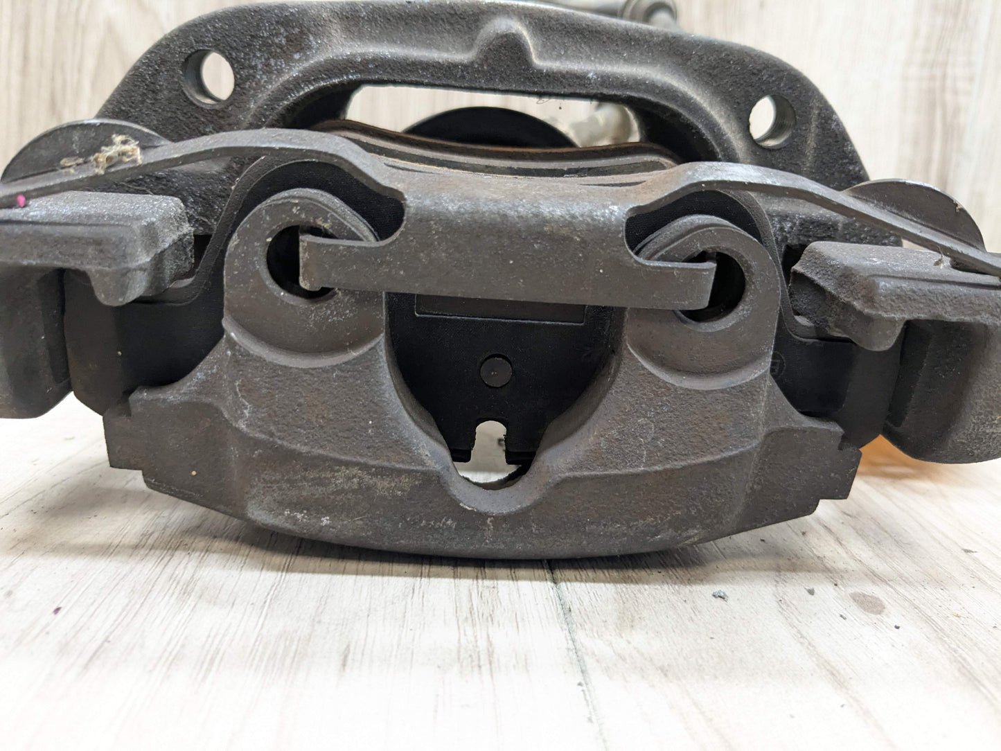 03-08 OEM BMW E85 2.5i Z4 Front Left Right Brake Calipers PAIR