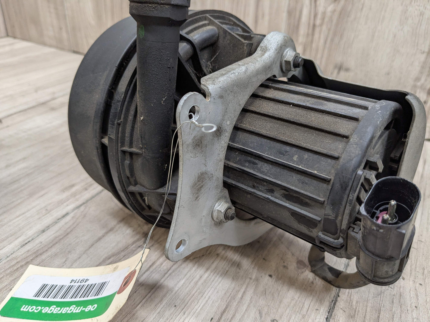 OEM BMW E65 E83 E85 X3 Z4 Engine M54 N60 Secondary Smog Air Injection Pump Motor