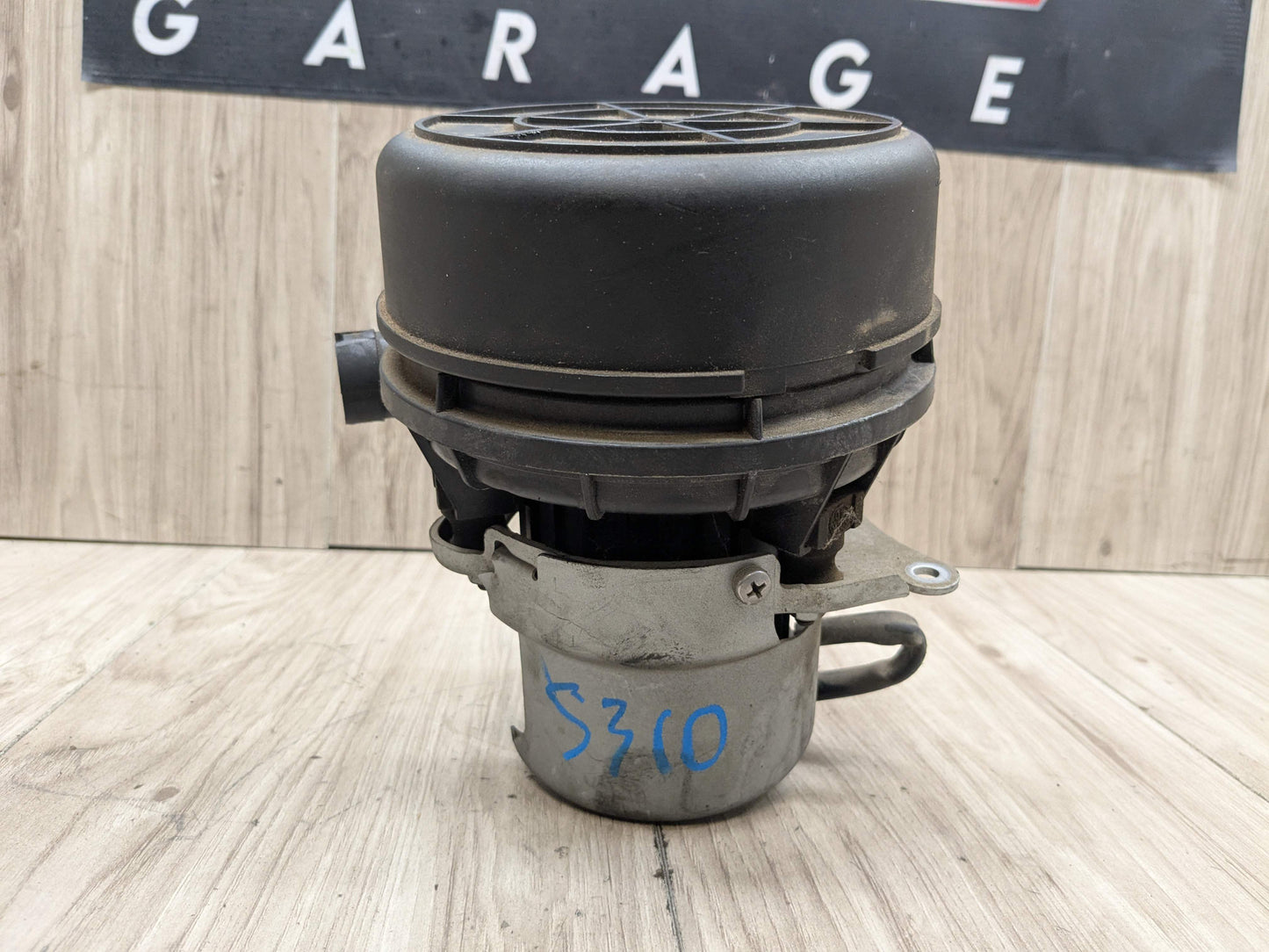 OEM BMW E65 E83 E85 X3 Z4 Engine M54 N60 Secondary Smog Air Injection Pump Motor