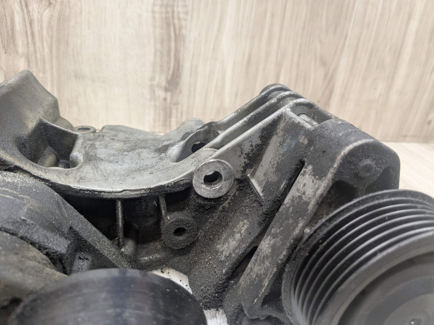 OEM BMW E36 E46 E60 E83 E85 X3 X5 Z4 Engine M52 M54 Oil Cooler Filter Housing
