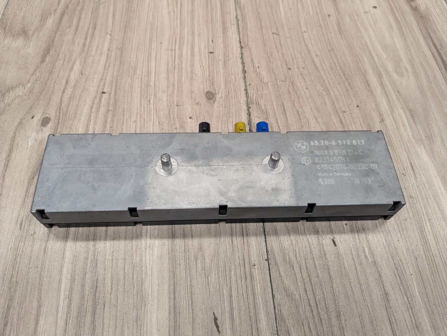 OEM BMW E46 E85 E86 Z4 M3 325 330 Convertible Antenna Amplifier Diversity Module