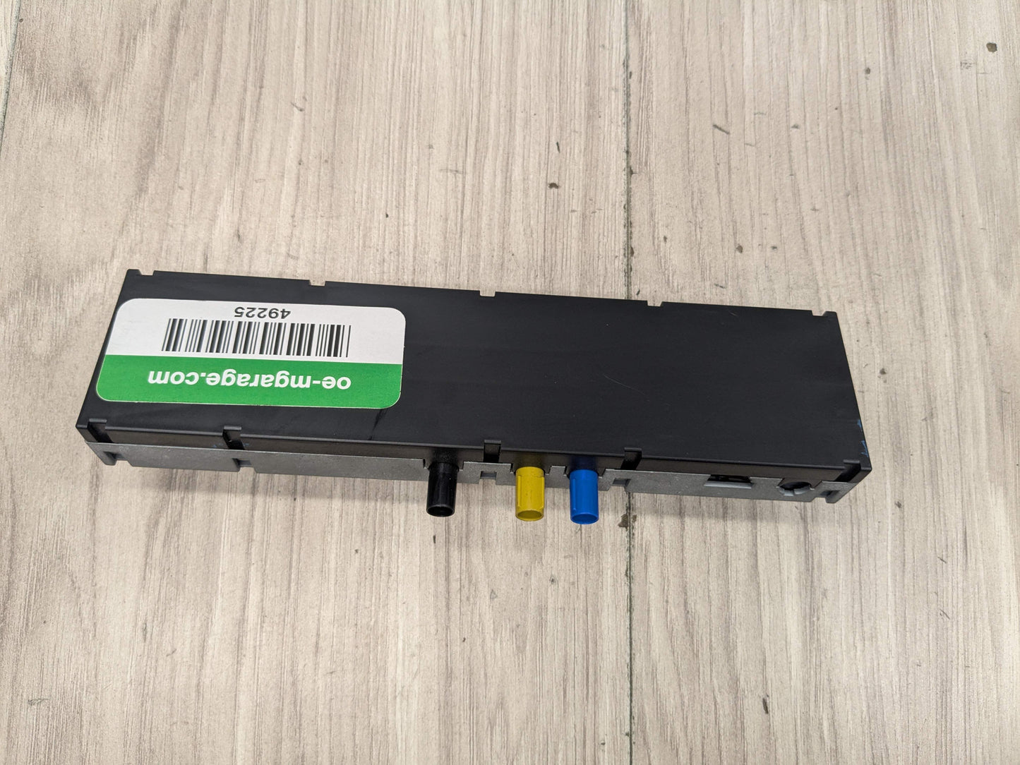 OEM BMW E46 E85 E86 Z4 M3 325 330 Convertible Antenna Amplifier Diversity Module