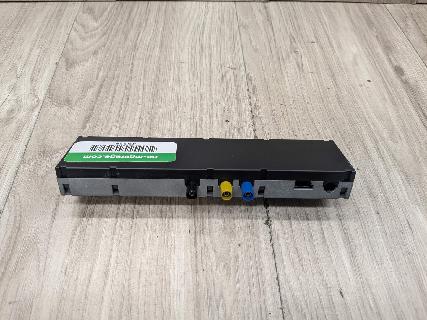 OEM BMW E46 E85 E86 Z4 M3 325 330 Convertible Antenna Amplifier Diversity Module