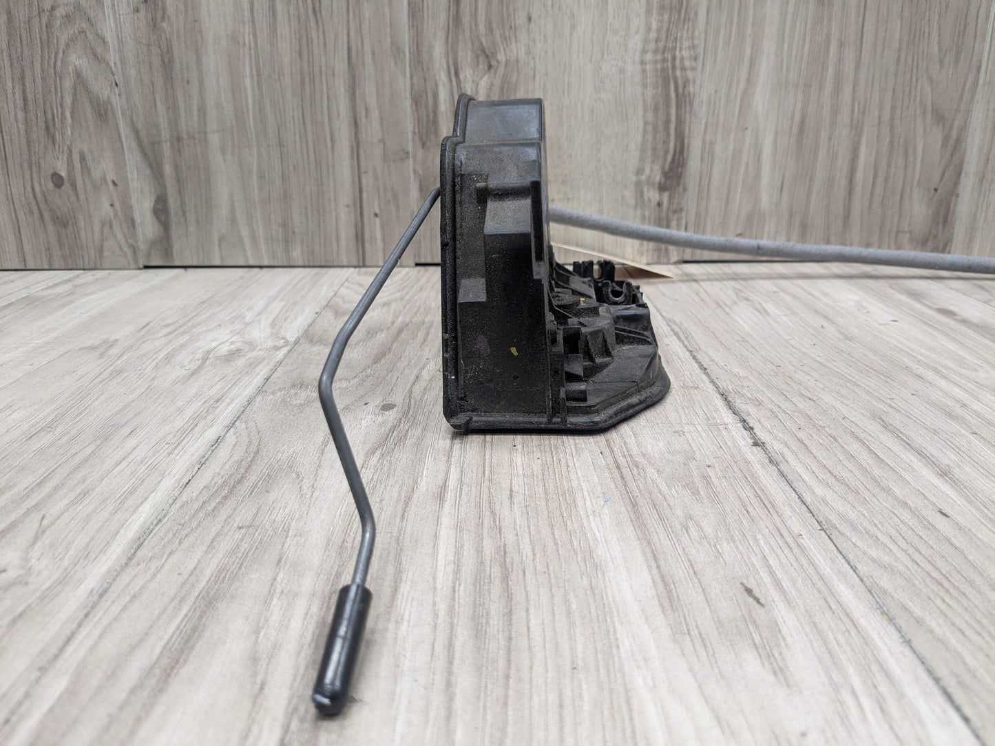 OEM BMW E82 E90 F23 F30 F32 E60 F01 M4 X6 REAR RIGHT Door Lock Latch Actuator