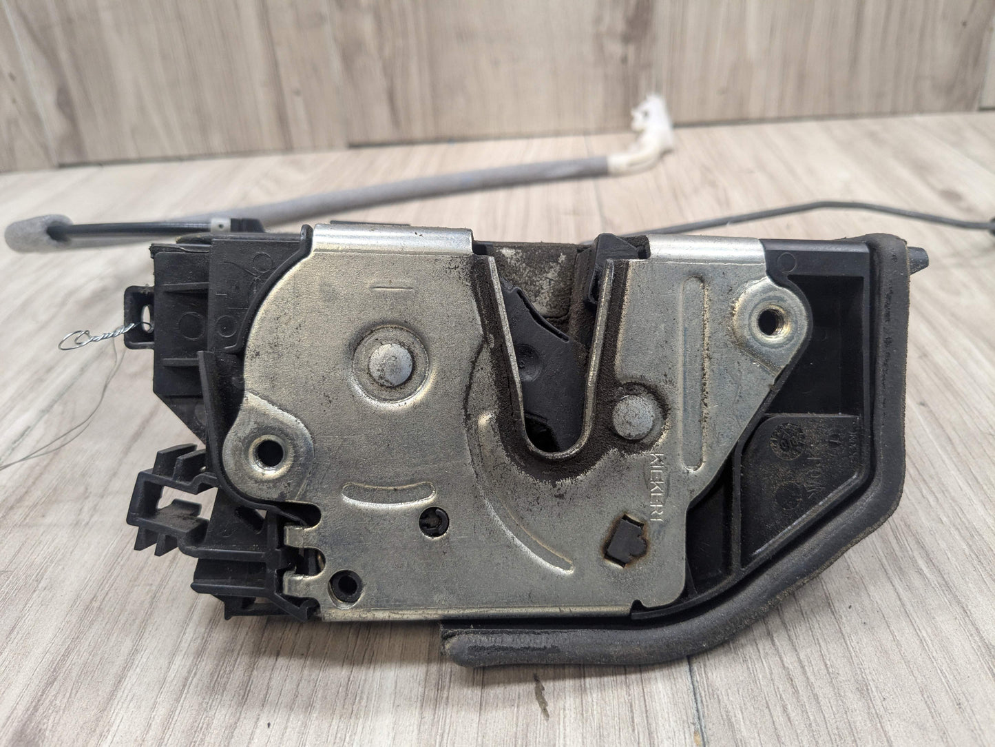OEM BMW E82 E90 F23 F30 F32 E60 F01 M4 X6 REAR RIGHT Door Lock Latch Actuator