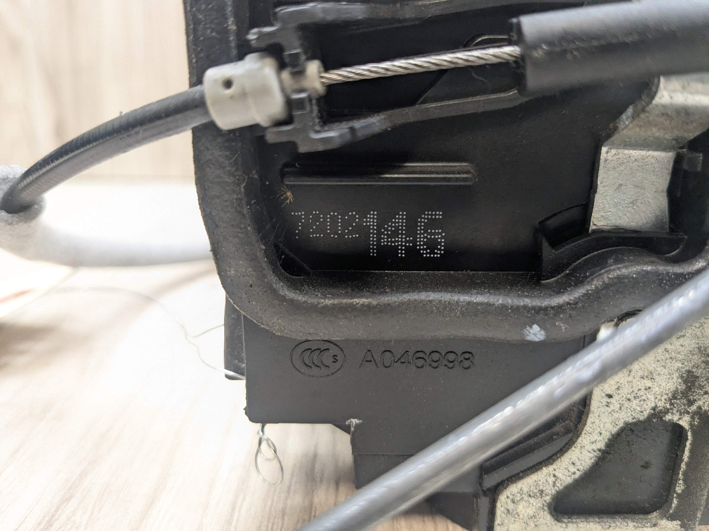 OEM BMW E82 E90 F23 F30 F32 E60 F01 M4 X6 REAR RIGHT Door Lock Latch Actuator