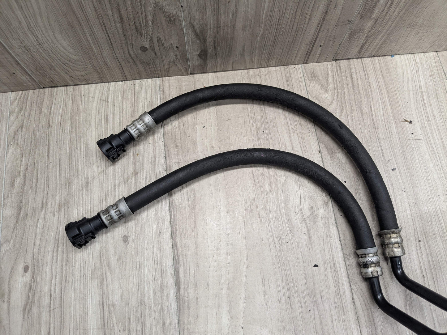 06-08 OEM BMW E85 E86 Z4 Engine N52 Oil Cooling Lines Inlet Outlet PAIR