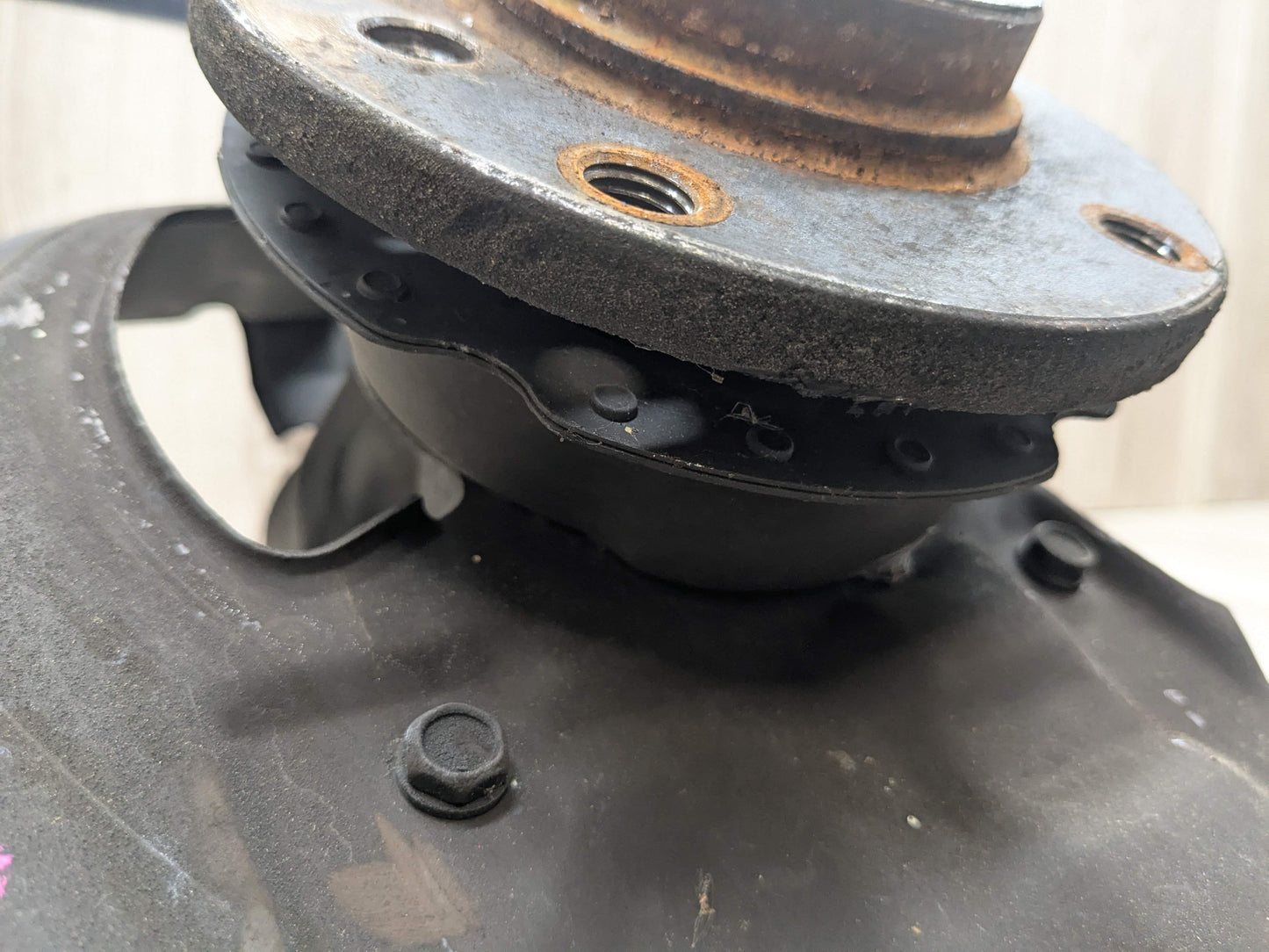 OEM BMW E46 E85 E86 Z4 Front Left Driver Knuckle Hub Spindle Bearing RWD