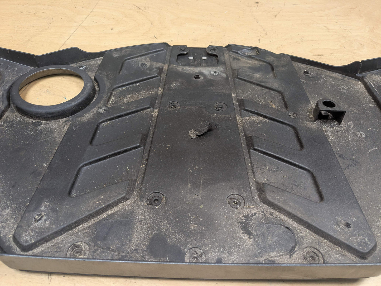 10-14 OEM BMW E70 E71 X5M X6M Engine S63 Motor Sound Insualtion Top Trim Cover