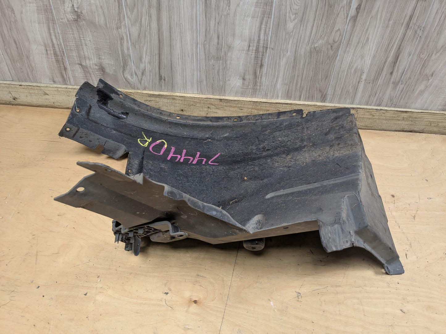 07-13 OEM BMW E70 X5 X5M Front Left Driver Side Fender Liner Wheel Splash Shield