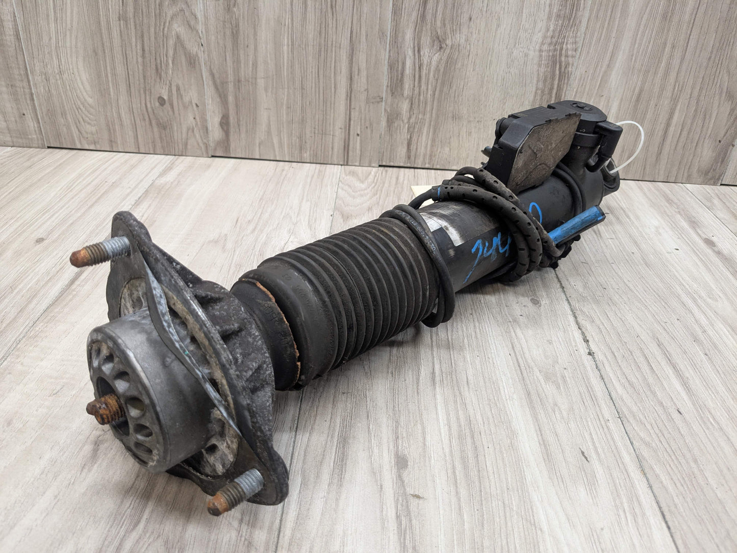 10-13 OEM BMW E70 E71 X5M X6M Rear Left Driver Side Shock Strut Adaptive VDC
