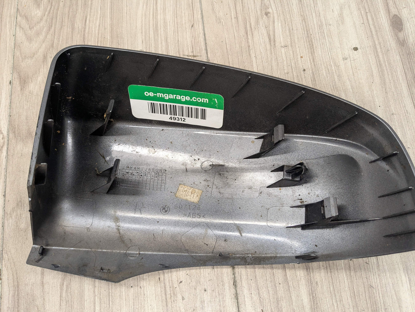 10-1 OEM BMW E70 E71 X5M X6M Right Passenger Side Mirror Cap Cover Gray A52