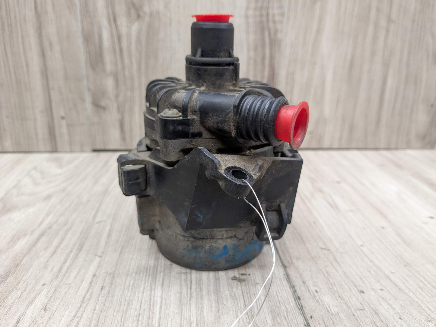 OEM BMW E70 F02 F06 F10 F15 F16 X5 Engine N63 S63 Auxiliary Coolant Water Pump