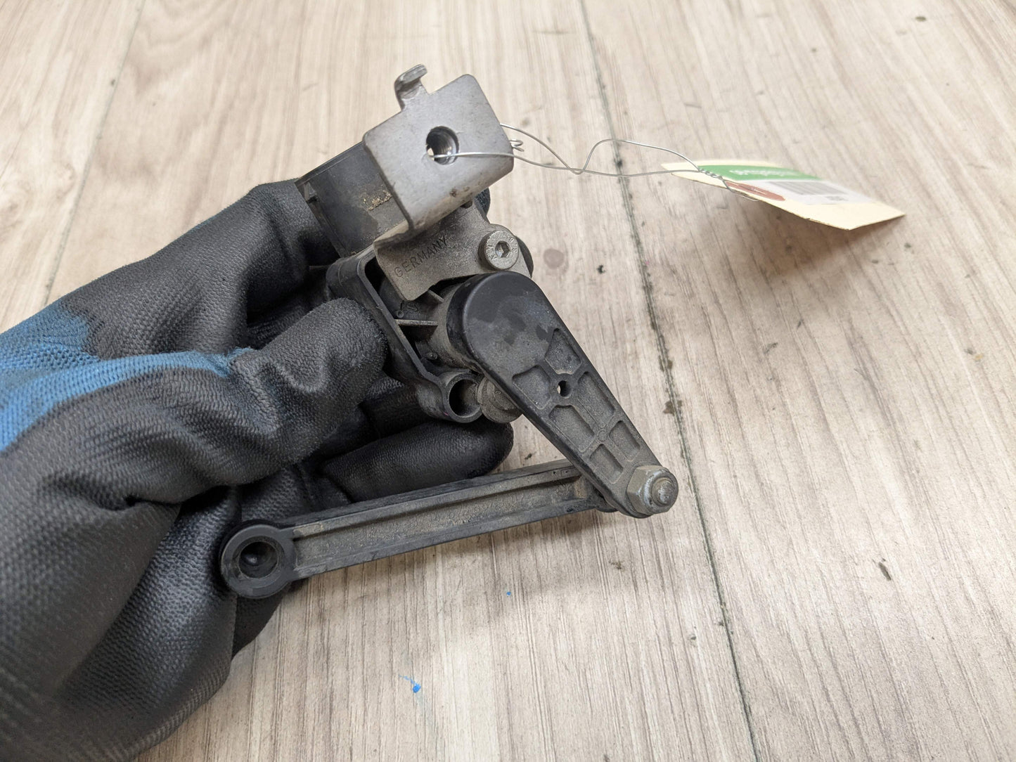 OEM BMW E70 E71 E90 E92 Front Left Right Suspension Height Level Sensor