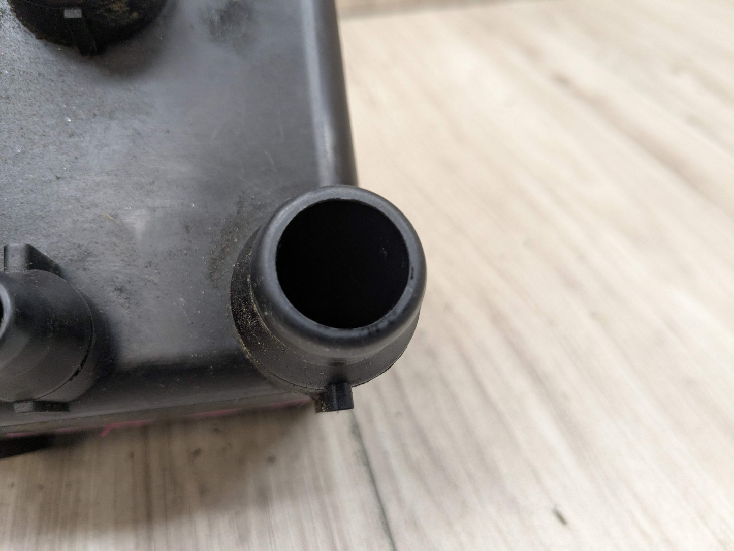 OEM BMW E70 E71 X5M X6M Intercooler Coolant Reservoir Expansion Tank bottle