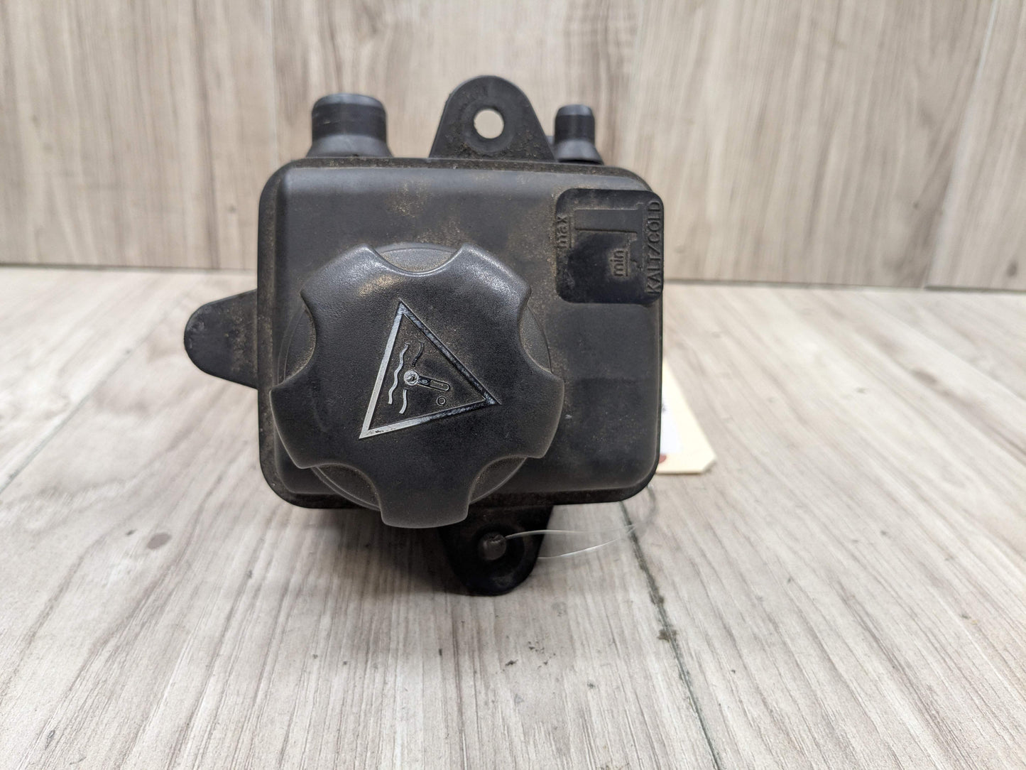 OEM BMW E70 E71 X5M X6M Intercooler Coolant Reservoir Expansion Tank bottle