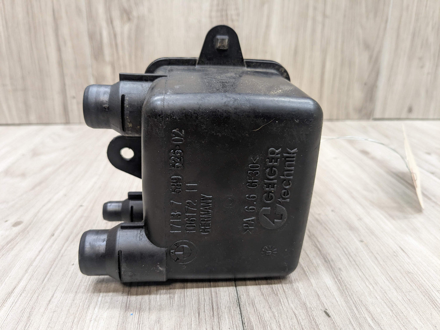 OEM BMW E70 E71 X5M X6M Intercooler Coolant Reservoir Expansion Tank bottle