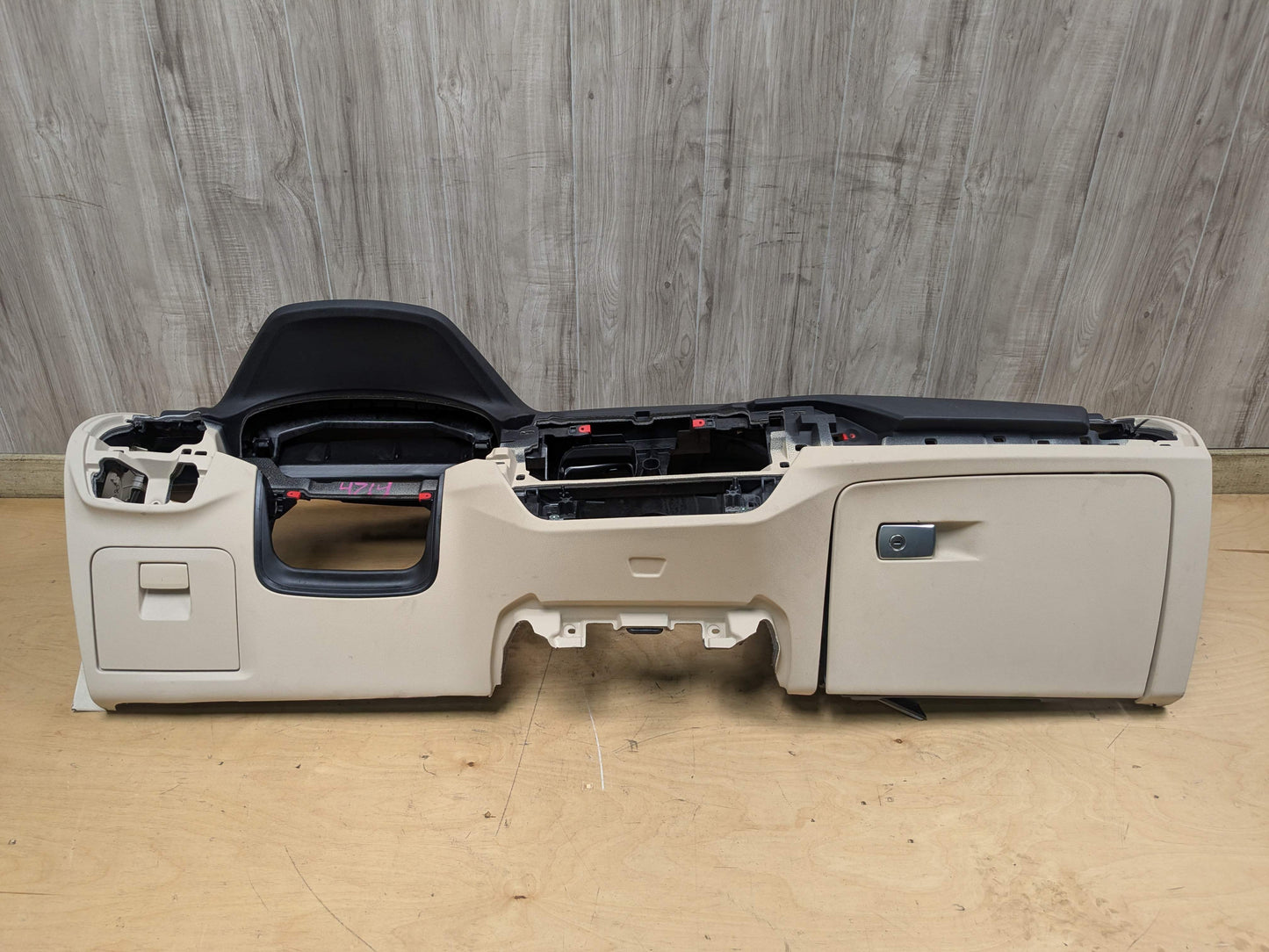 18-21 OEM BMW G01 G02 X3 X4 Dashboard Dash Board Cover Trim Panel Beige/Black