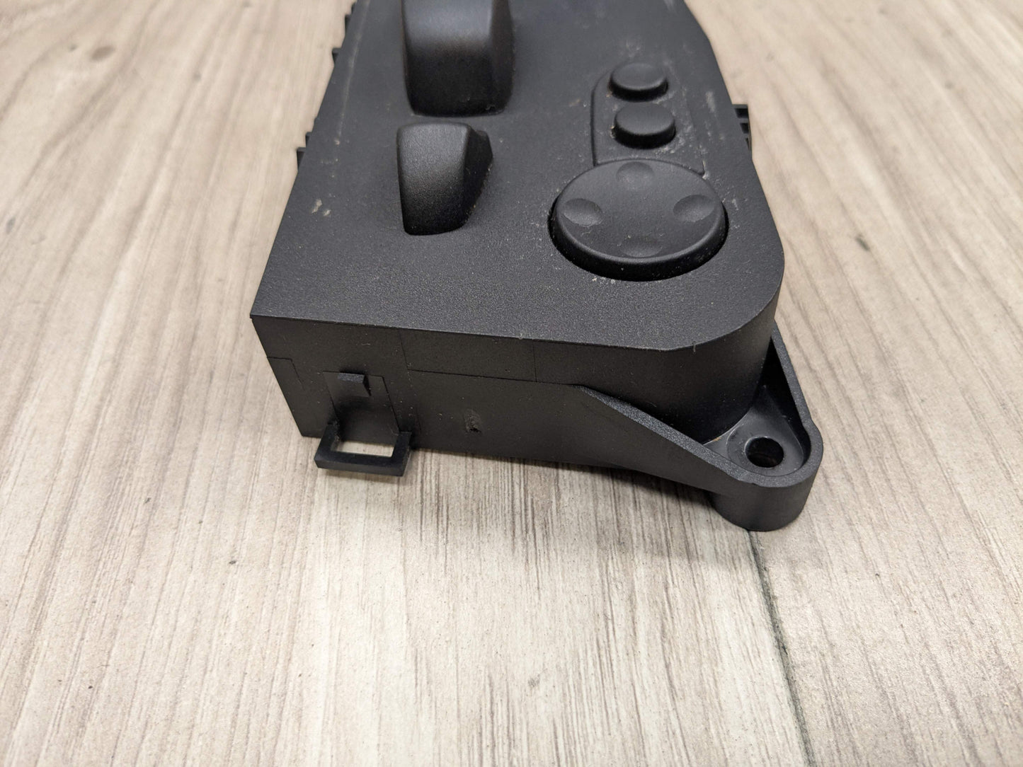 OEM BMW E60 E61 E70 E71 X5 X6 Front Right Passenger Power Seat Control Switch
