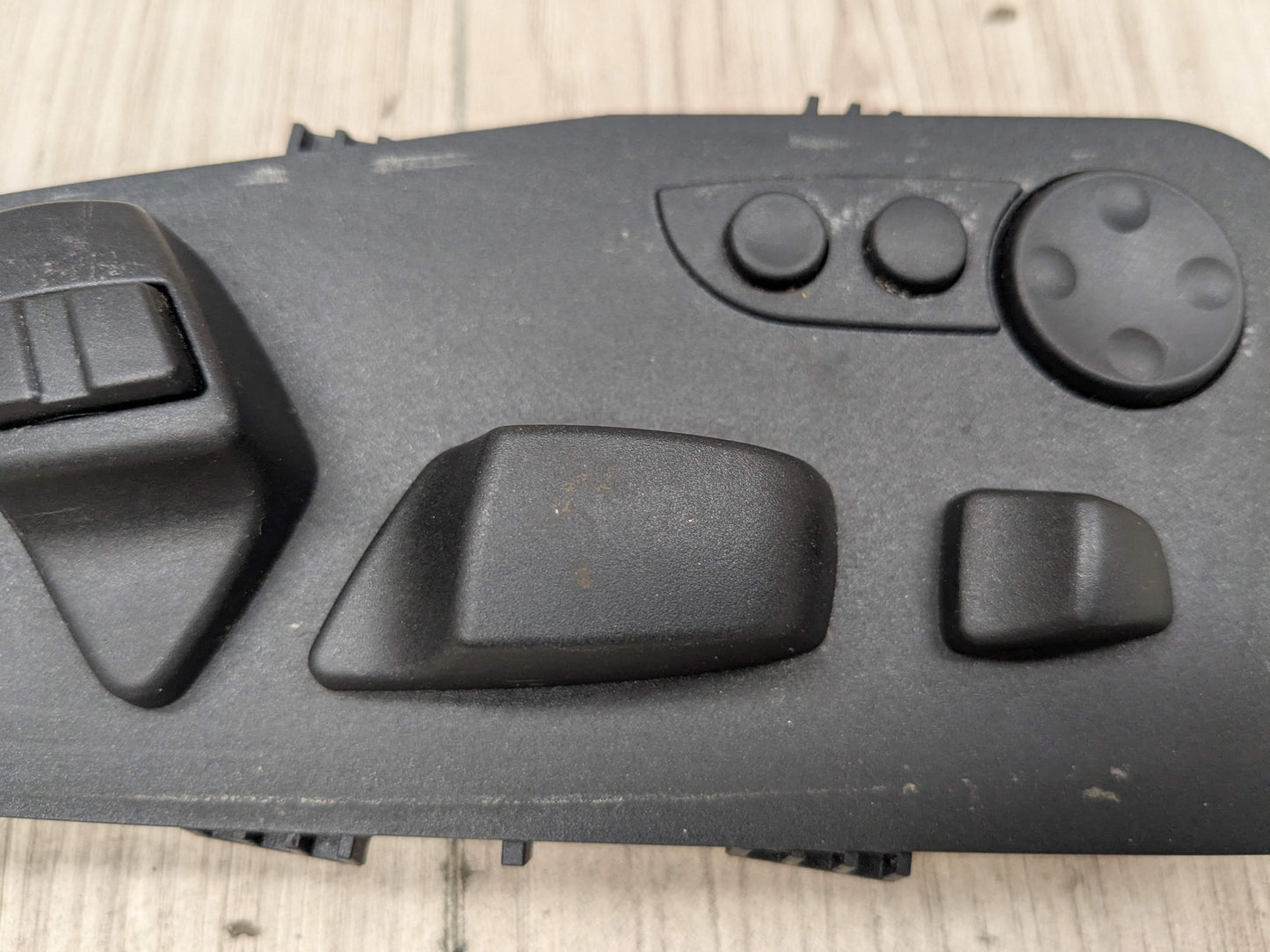 OEM BMW E60 E61 E70 E71 X5 X6 Front Right Passenger Power Seat Control Switch
