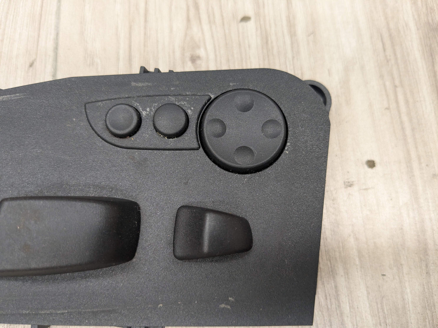 OEM BMW E60 E61 E70 E71 X5 X6 Front Right Passenger Power Seat Control Switch