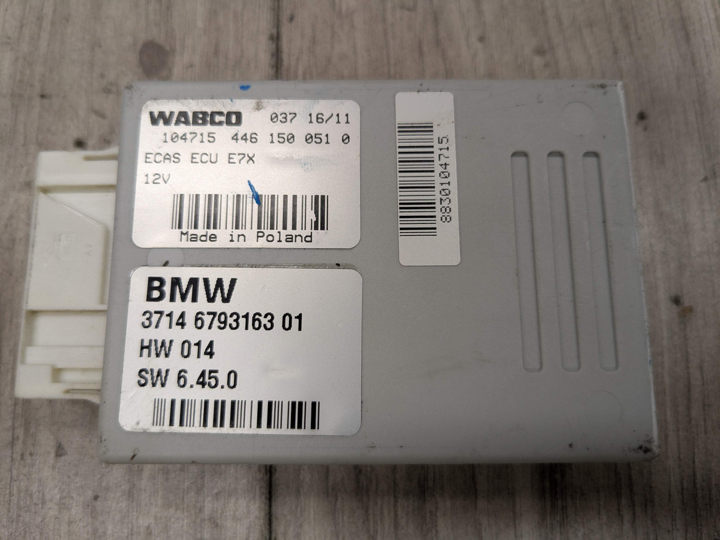 OEM BMW E70 E71 X5 X6 X5M X6M Rear Air Suspension Control Module Computer Unit