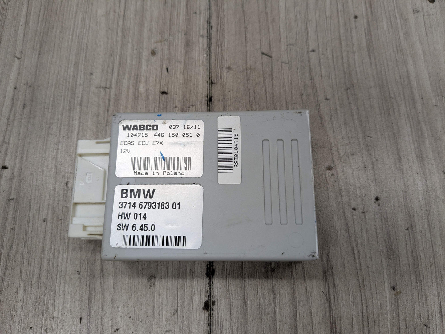 OEM BMW E70 E71 X5 X6 X5M X6M Rear Air Suspension Control Module Computer Unit