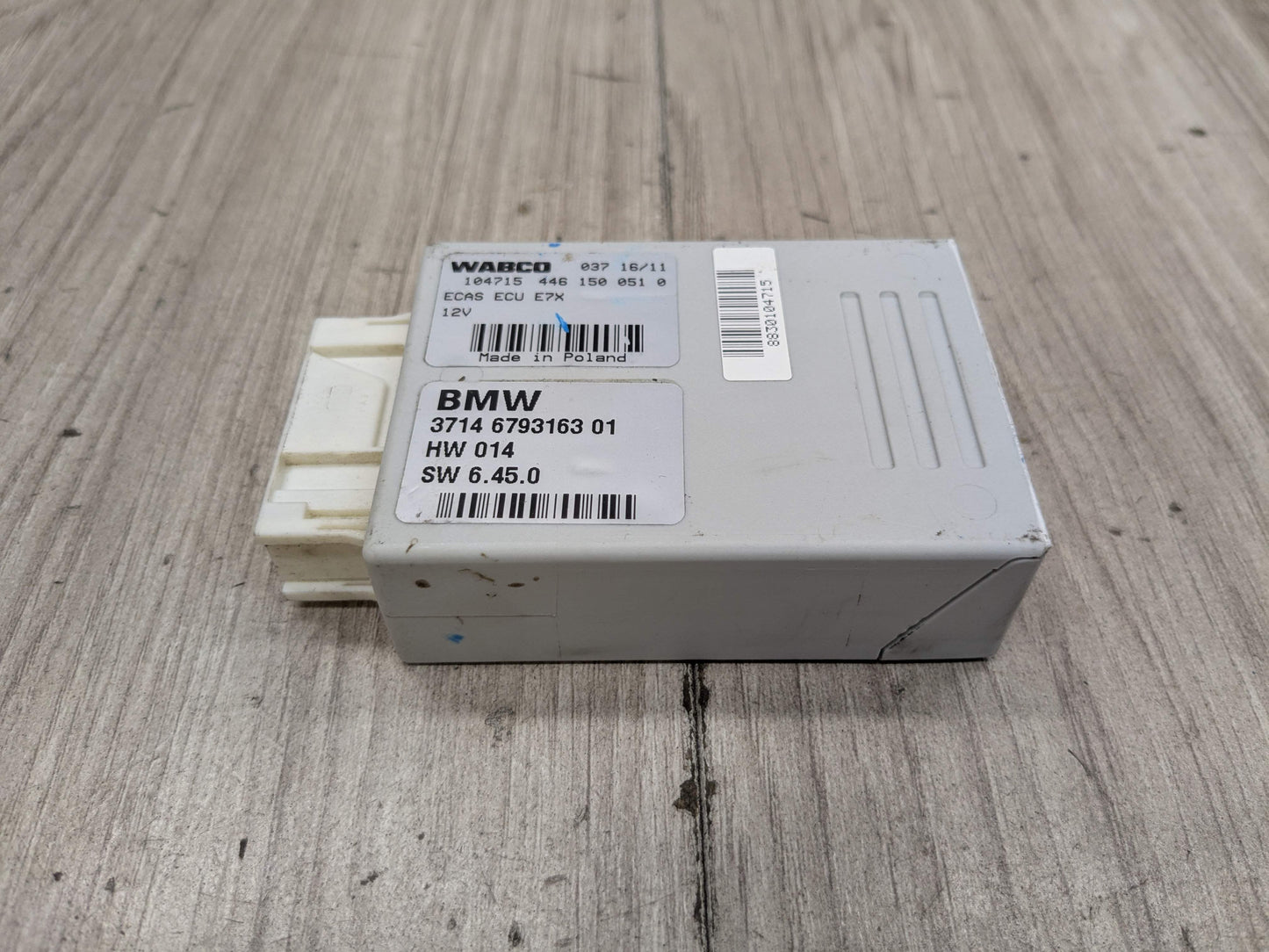 OEM BMW E70 E71 X5 X6 X5M X6M Rear Air Suspension Control Module Computer Unit