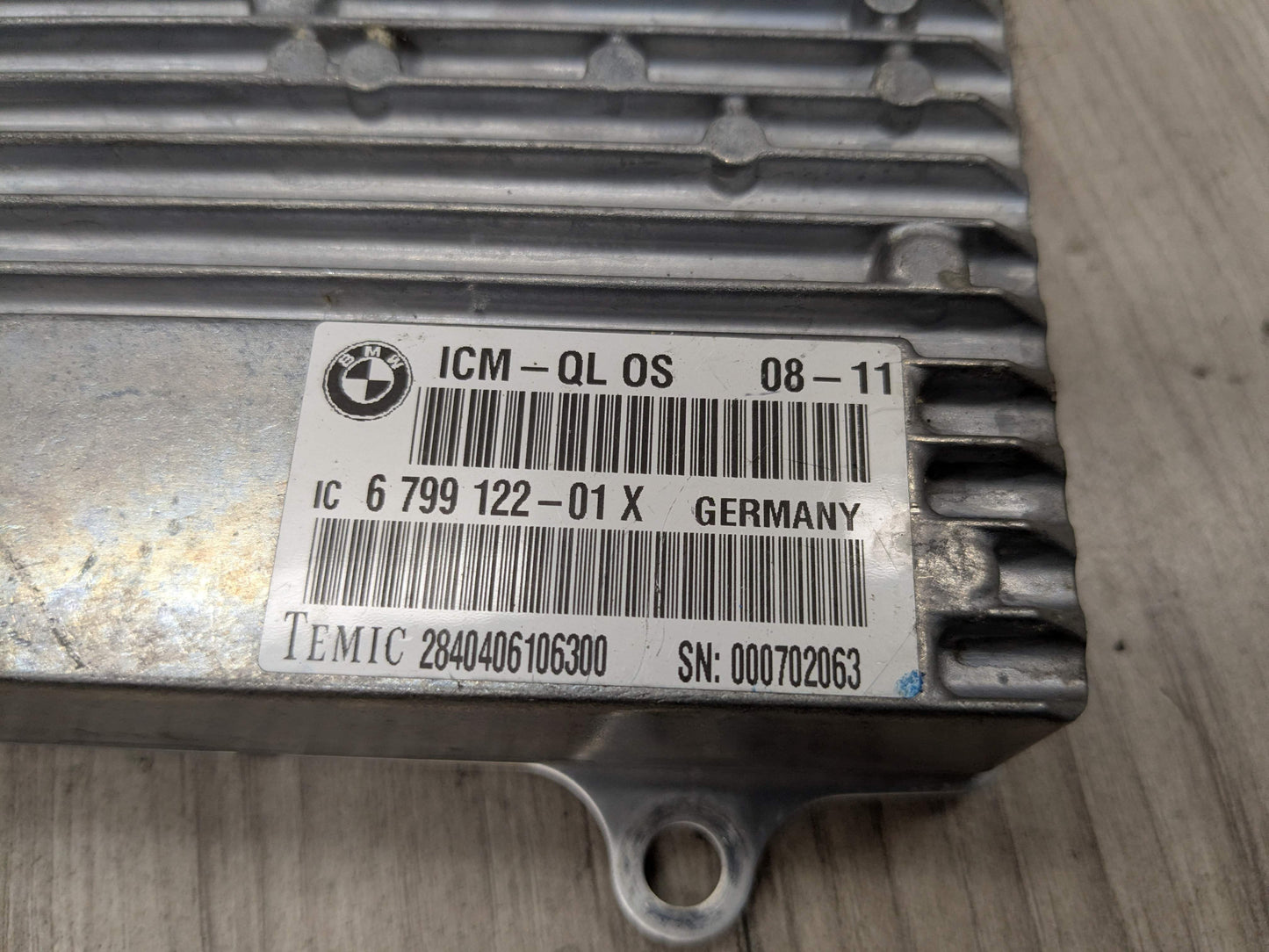 10-13 OEM BMW E70 X5M Engine S63 ICM Integrated Chassis Module Unit
