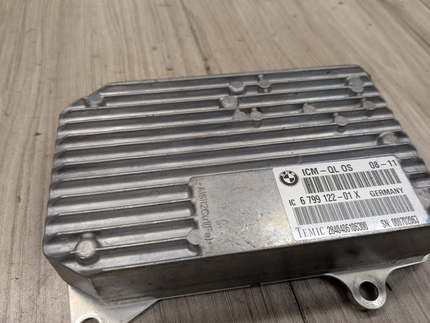 10-13 OEM BMW E70 X5M Engine S63 ICM Integrated Chassis Module Unit
