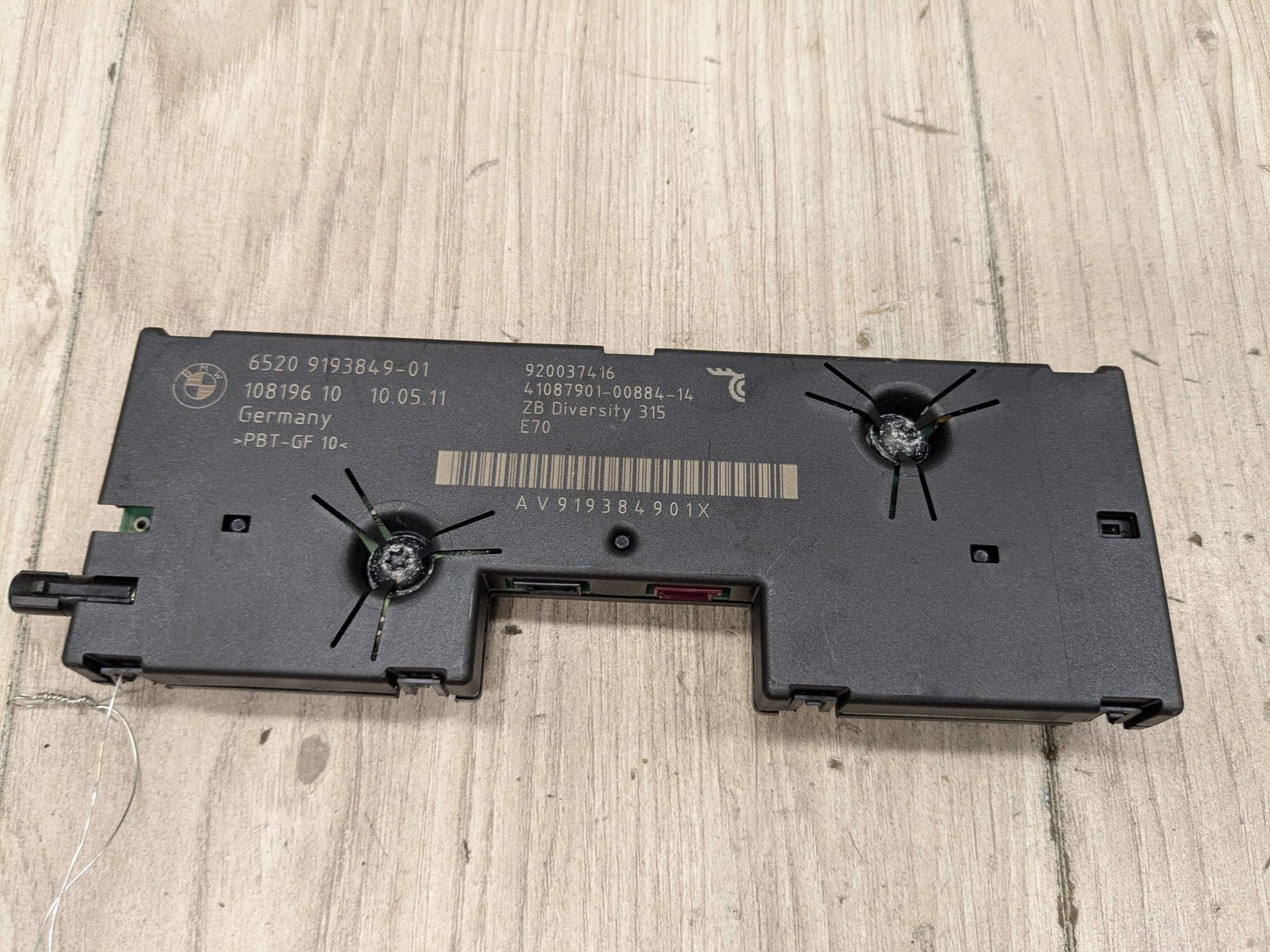 06-13 OEM BMW E70 X5 X5M Antenna Amplifier Diversity Receiver Module 315 MHZ