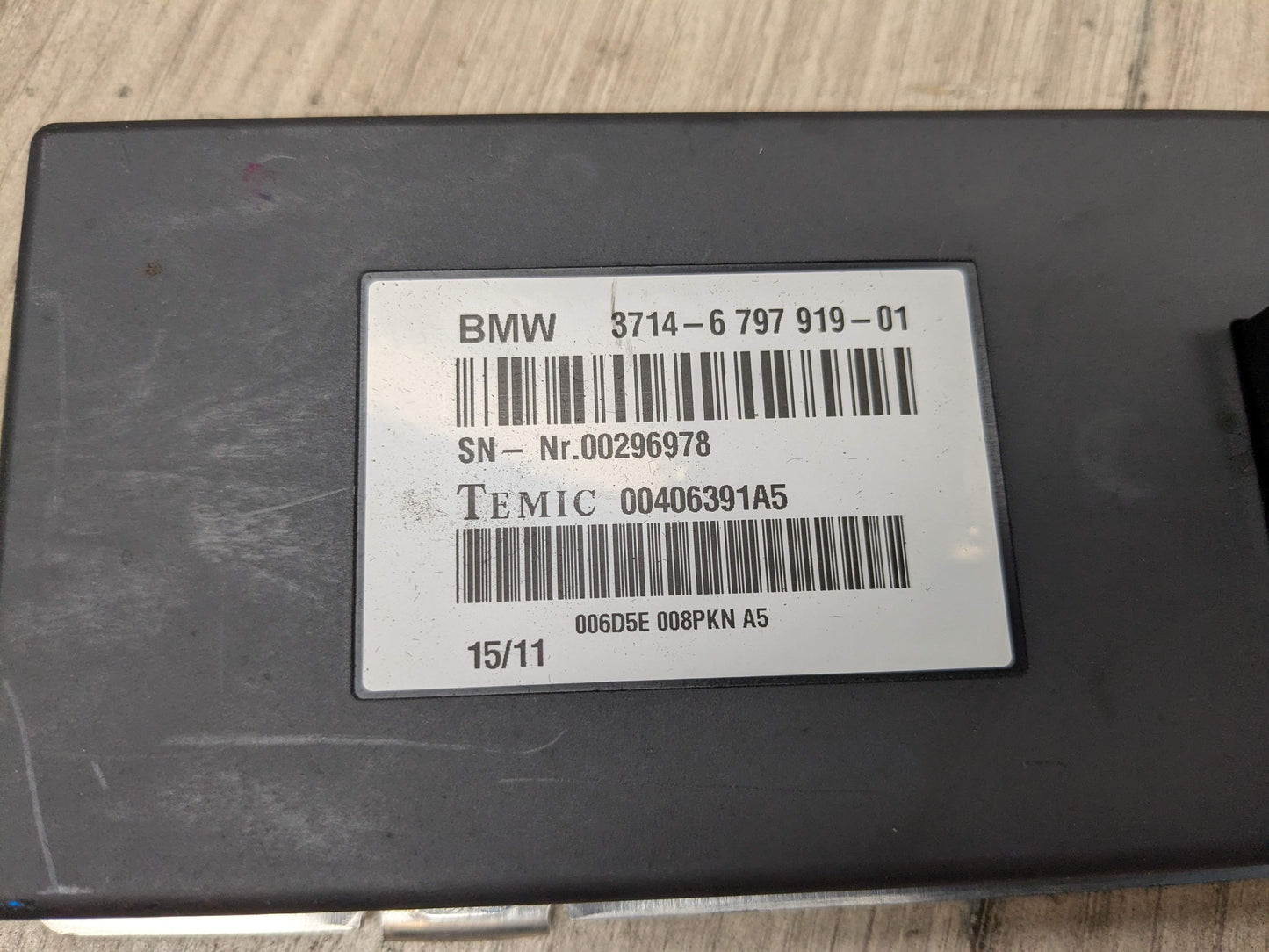 10-13 OEM BMW E70 E71 X5 X6 Dynamic Suspension Drive Control Module Unit