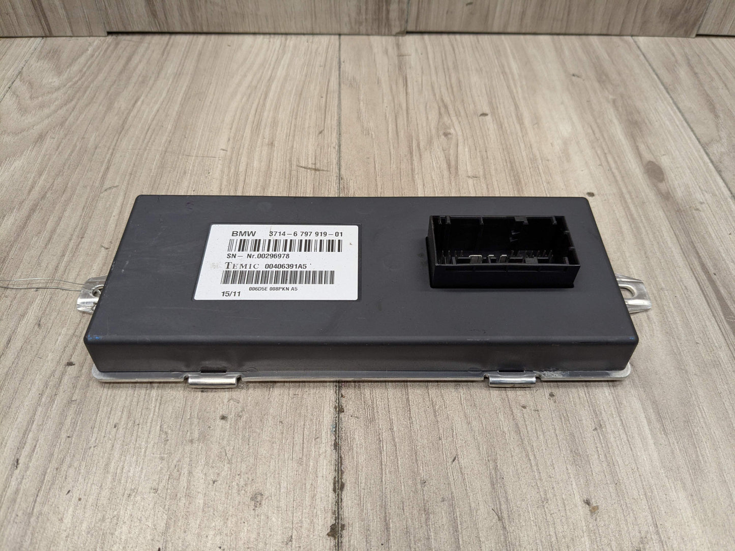 10-13 OEM BMW E70 E71 X5 X6 Dynamic Suspension Drive Control Module Unit