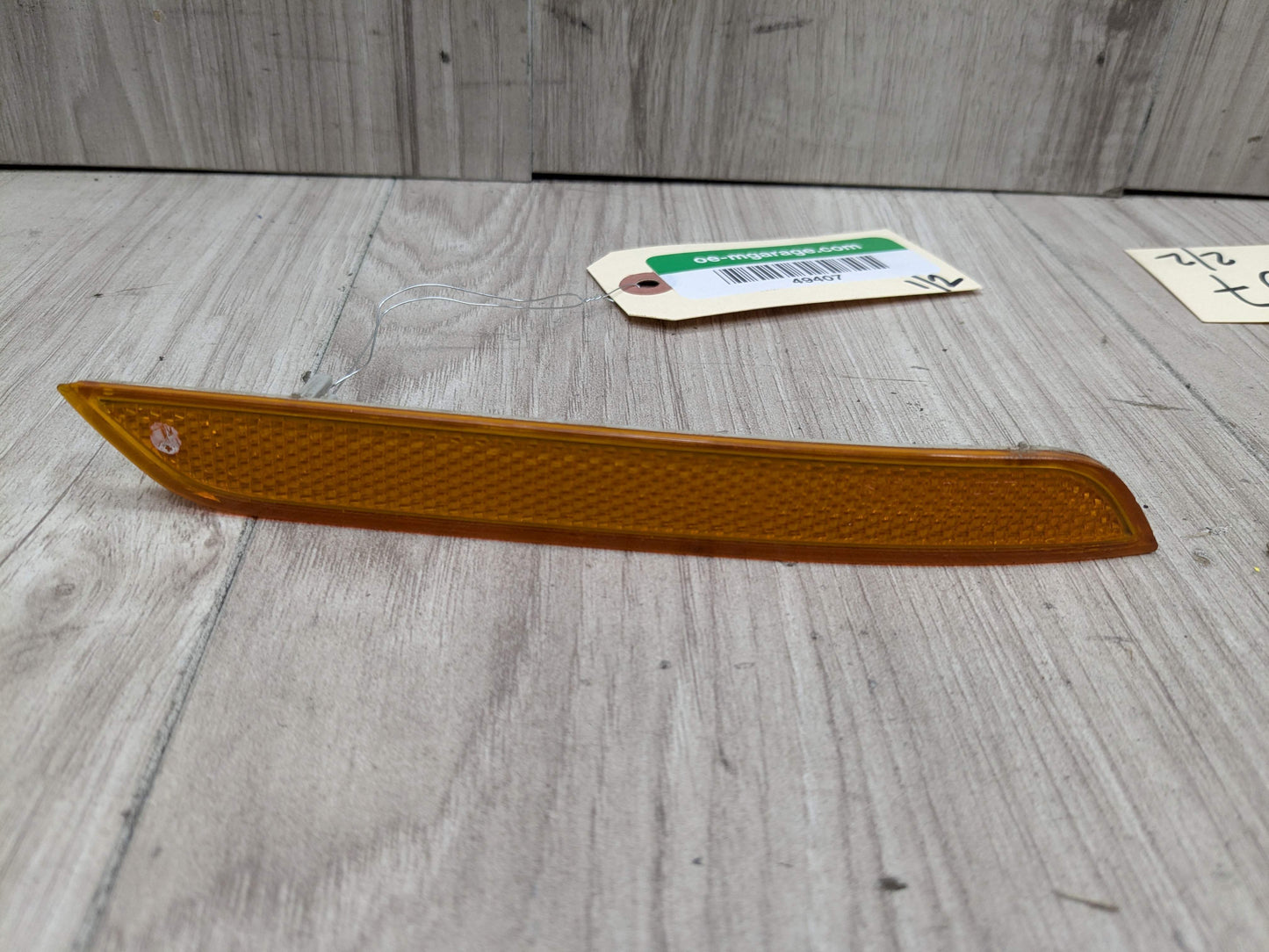 OEM BMW E70 E71 X5M X6M FRONT Bumper Left Right Side Reflector Marker Light