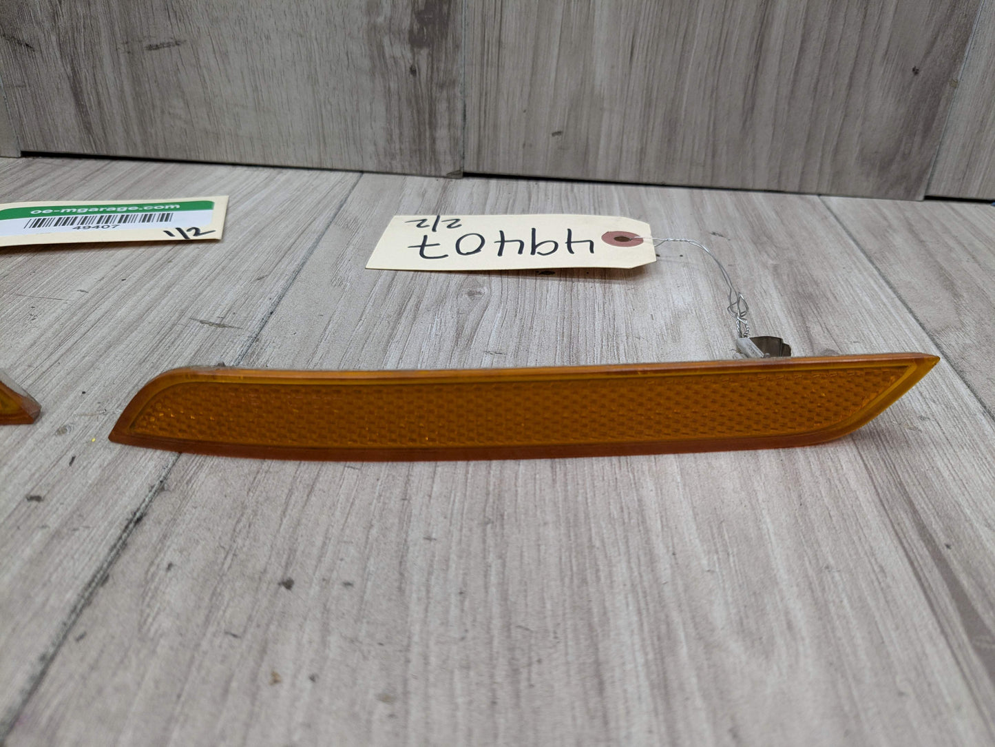 OEM BMW E70 E71 X5M X6M FRONT Bumper Left Right Side Reflector Marker Light
