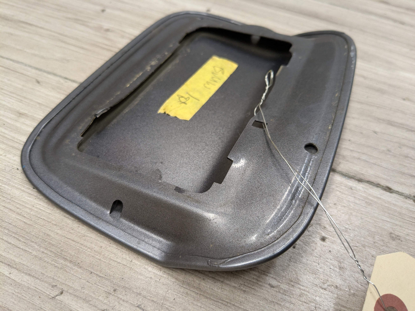 07-13 OEM BMW E70 X5 X5M Rear Fuel Gas Tank Flap Lid Cover Cap Gray A52