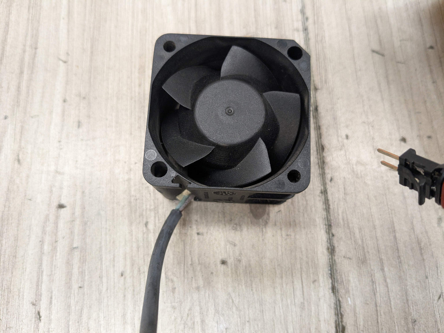 OEM BMW E70 E71 X5 X6 DME ECU Engine S63 N63 Module Blower Fan