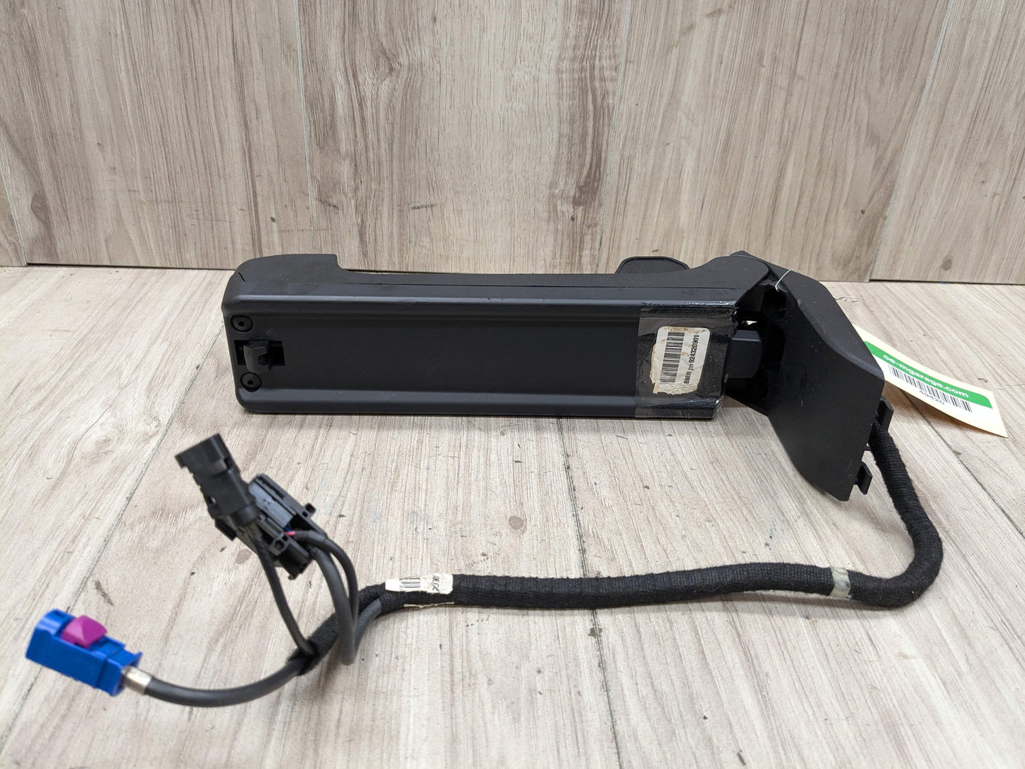 07-14 OEM BMW E70 E71 X5 X6 Front Center Console Phone Holder Tray