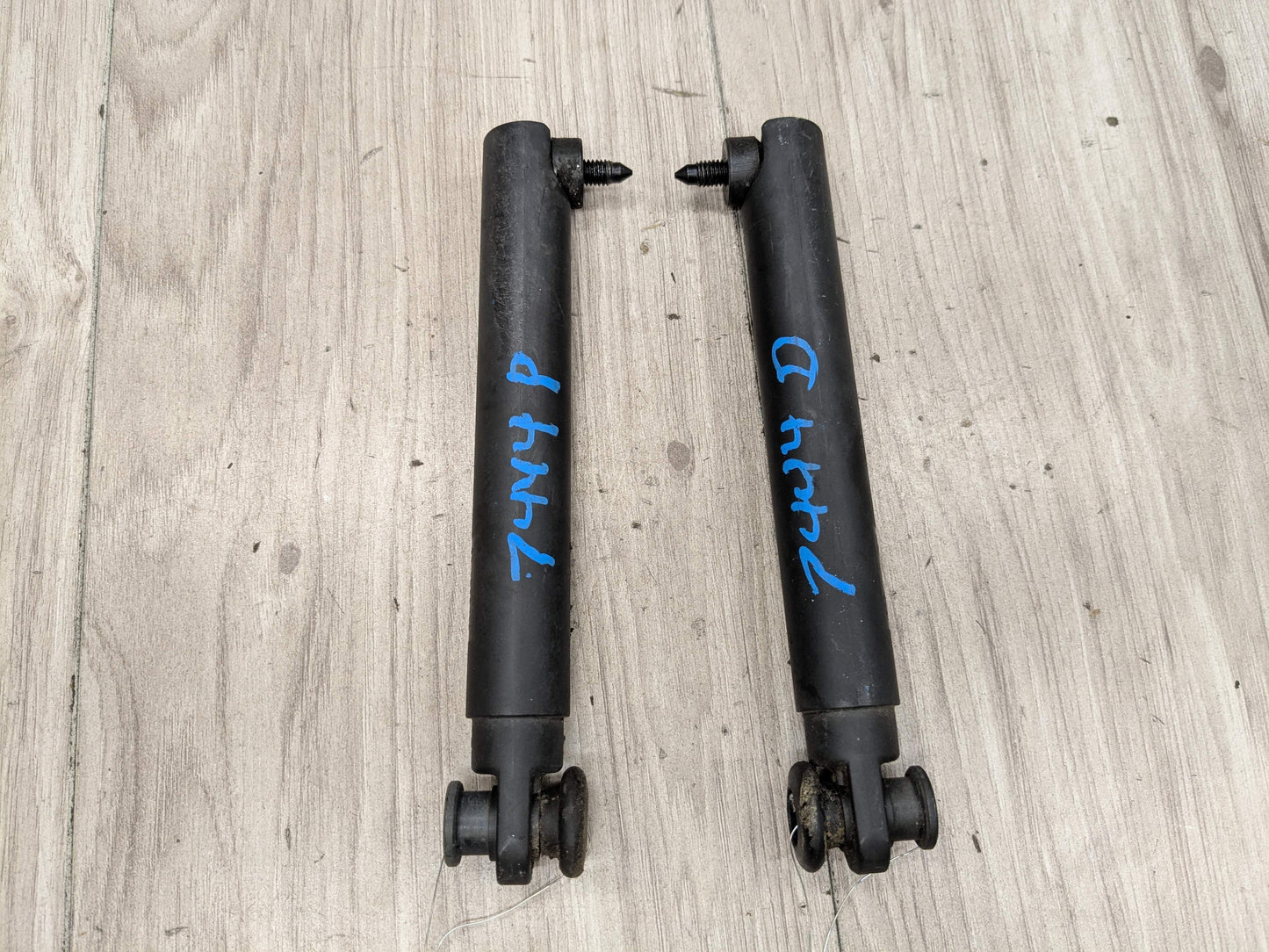 OEM BMW E70 X5 X5M Rear Lower Left Right Trunk Tailgate Shock Hatch Strut PAIR