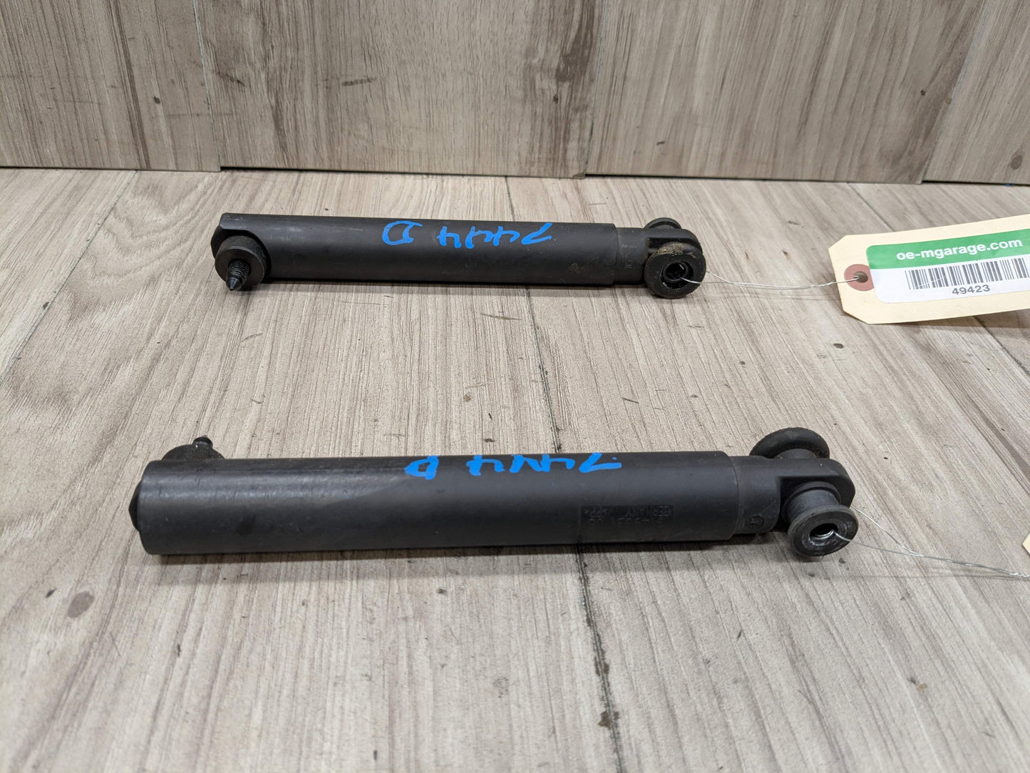 OEM BMW E70 X5 X5M Rear Lower Left Right Trunk Tailgate Shock Hatch Strut PAIR